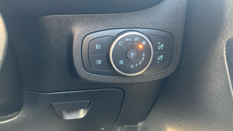 Ford Fiesta 1.1 Zetec 3dr Petrol Hatchback